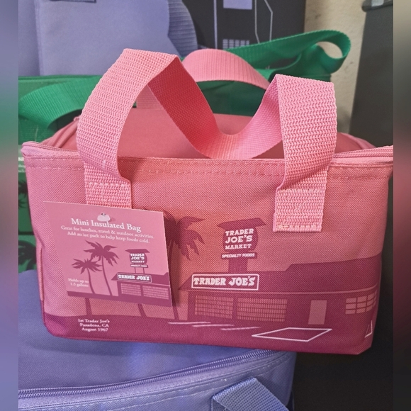TRADER JOE's Mini Insulated Bag PINK‼️ - Picture 2 of 11